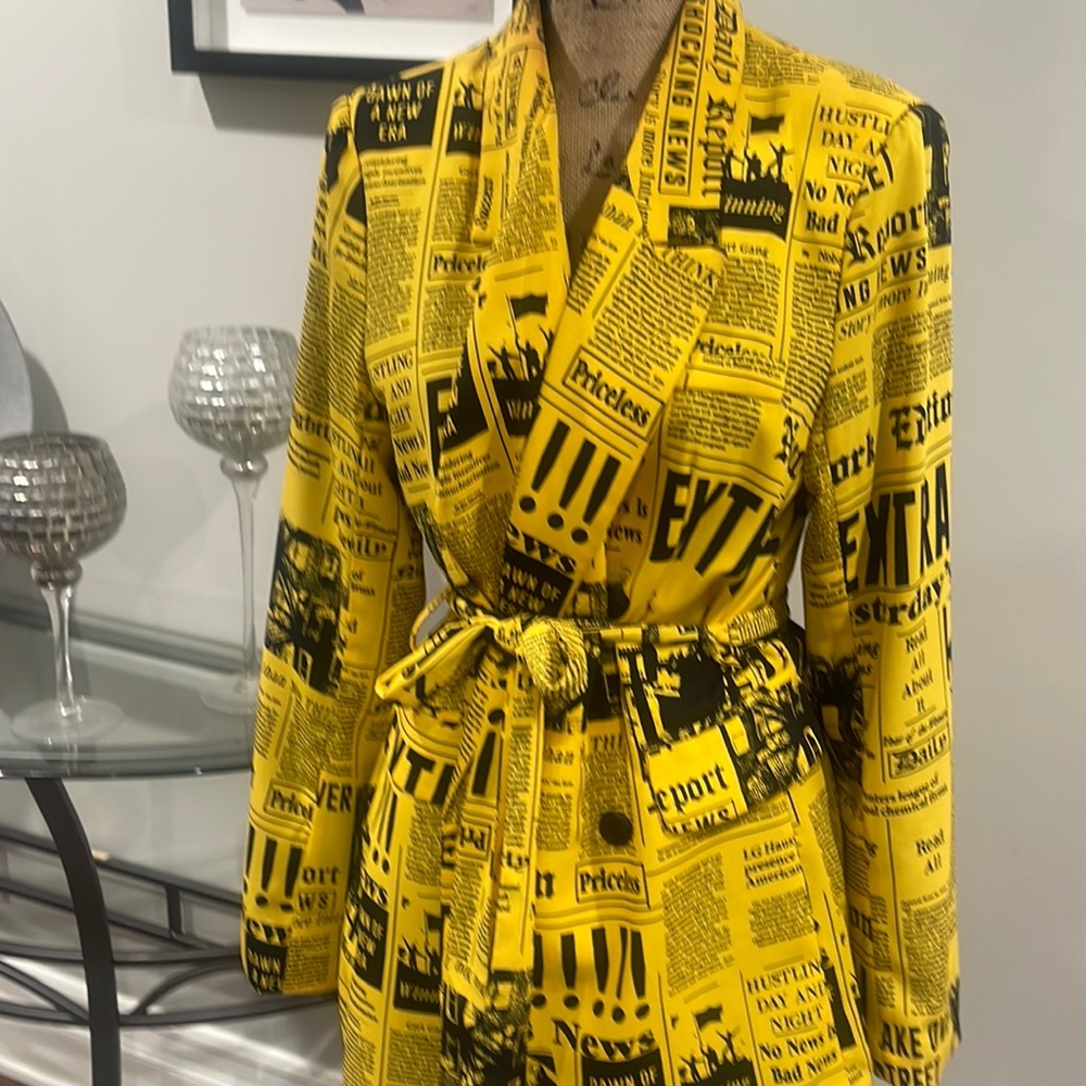 Long sleeve light weight jacket